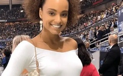 秦岚喊话陈小春